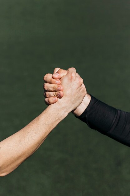 Arm Wrestling: Techniques and How to Win